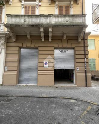 NEGOZIO A CHIAVARI