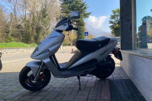 phantom F12  2t twin disc