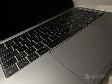 Macbook pro 13”