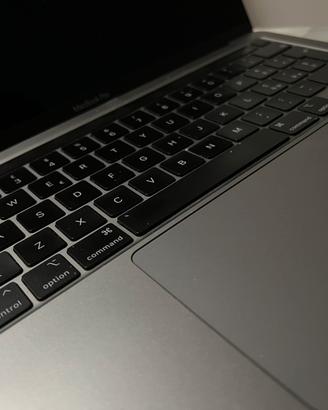 Macbook pro 13”