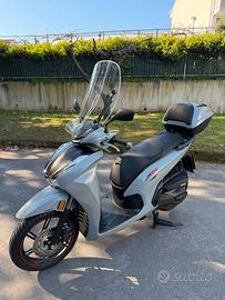 Honda SH 350i Sport 2022 Pearl Falcon Grey 7000km