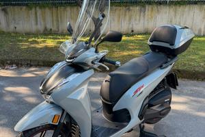 Honda SH 350i Sport 2022 Pearl Falcon Grey 7000km