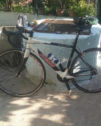 Bici da corsa MESS Extra Light Carbon