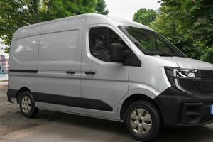 Renault Master - APERTI AD AGOSTO