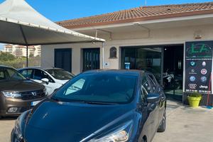 Nissan Micra 1.5 dCi 8V 5 porte Tekna