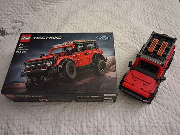 Lego Technic Ford Bronco