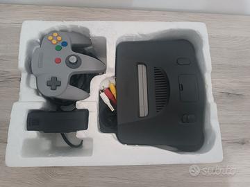 NINTENDO 64 GIG CON SCATOLA BOX PAL
