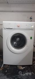 Lavatrice Electrolux 7 kg, 1000 giri