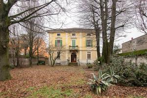 Villa di 700 m² con più di 5 locali e box auto dop