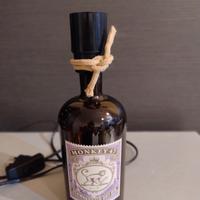 Lampada da tavolo gin Monkey 47