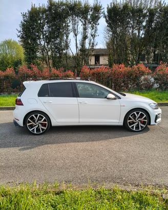 Volkswagen golf 7.5 GTI performance tetto apribile