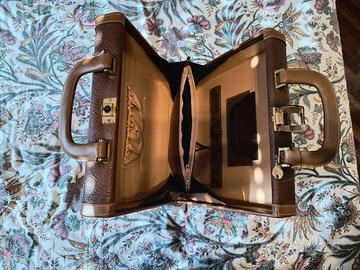 Valigie vintage in cuoio Gilbert Le Duc 1985