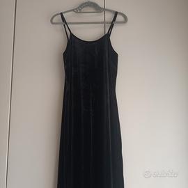 vestito nero lungo di velluto