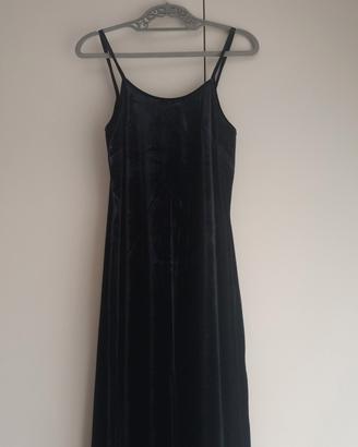 vestito nero lungo di velluto