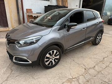 Renault captur  0.9 tce