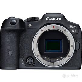 Canon R7