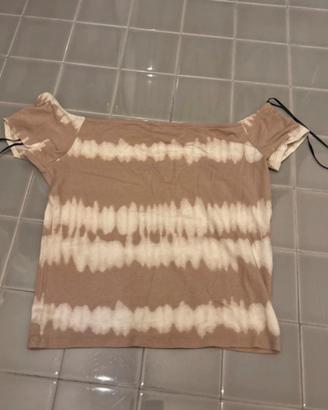 t shirt corta a spalle scoperte