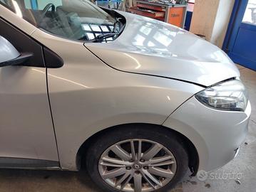 Parafango destro RENAULT MEGANE del 2011