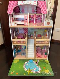 Casa delle Bambole in legno