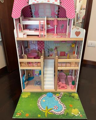 Casa delle Bambole in legno