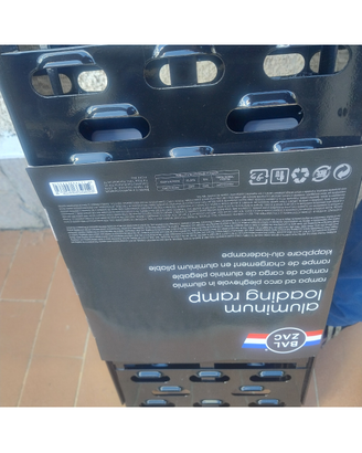 Pedana per carico moto