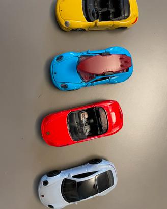 4 Modellini Porsche scala 1/64