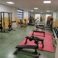Attrezzi Palestra Vendiamo in blocco