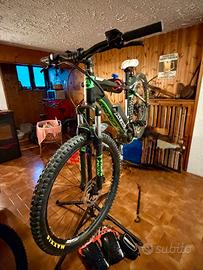 Atala B-Cross CX 400