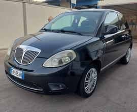 Lancia ypsilon platino 1.3 diesel