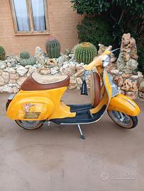 Vespa Piaggio Alviero Martini