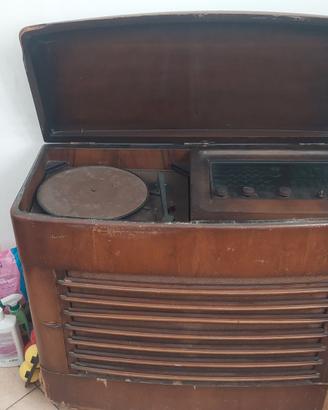 vecchia radio giradischi  anni 50