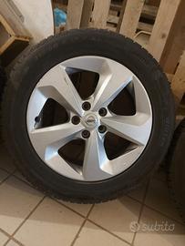 Cerchi in lega NISSAN