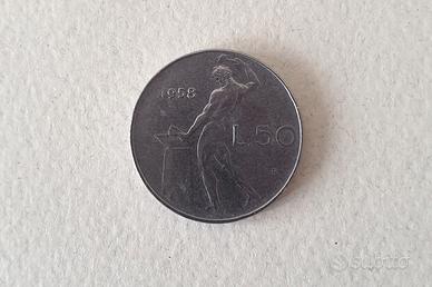 Moneta Vecchie 50 Lire Italiane Vulcano del 1958