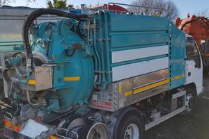 Autospurgo Isuzu 75Q.li  MORO