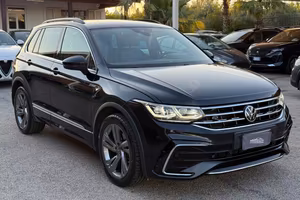 VOLKSWAGEN Tiguan 2.0 TDI 150CV DSG R-Line 2023 LU