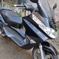 Piaggio X8 125 2004