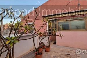 Casa singola con terrazza e garage a Riposto