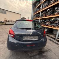 RICAMBI USATI AUTO PEUGEOT 208 2018 SIGLA HM03