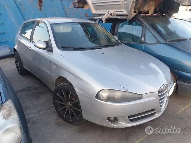 Subito - Nuova Autodemolizione SRL - Alfa Romeo 147 MK2 Restyling Per  Ricambi - Demolit - Accessori Auto In vendita a Cremona