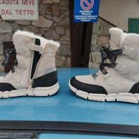 Stivaletti Geox bambina nuovi con scatola