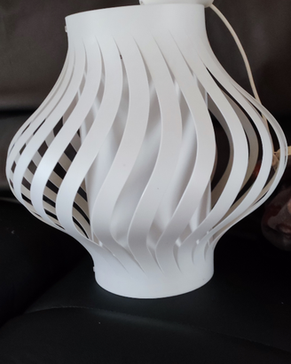 Lampadario HELIOS in fibra ultraleggera