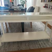 Mobile bianco