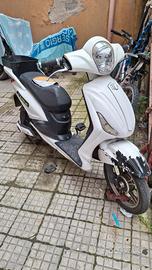 motorino elettrico senza batteria 