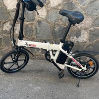 Bici elettrica marca Yesbike  mod. smart advance