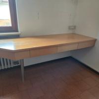 scrivania da lavoro artigianale