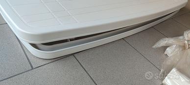 Tavoli da esterno in plastica