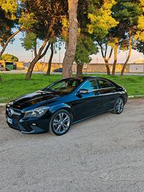 Mercedes CLA 200