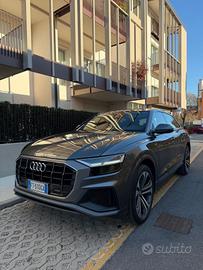 Audi Q8 50 TDI 286 CV quattro tiptronic Sport