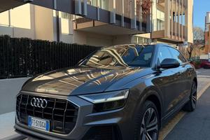 Audi Q8 50 TDI 286 CV quattro tiptronic Sport