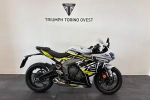TRIUMPH Daytona 660 Dayotna 660